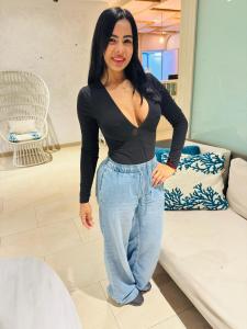 612270381: Chica busca chico en Málaga