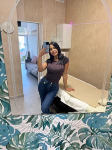 612270381: Chica busca chico en Málaga