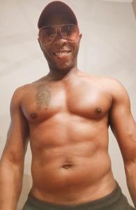 634150906: Chica busca chico en Sevilla