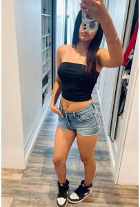 696080761: Chica busca chico en La Coruña