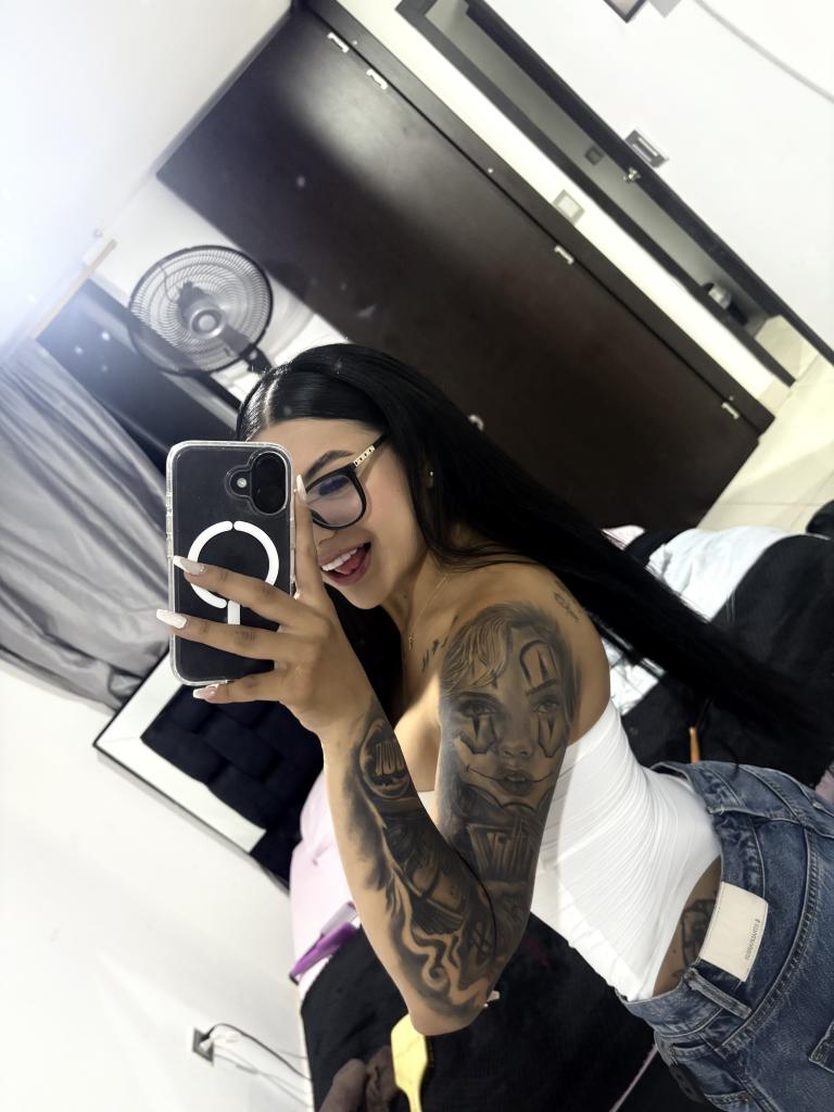 Chica busca chico en Asturias: 