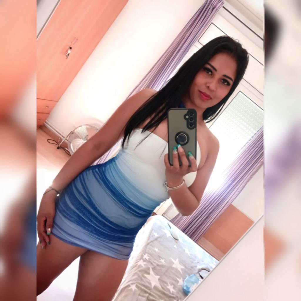 661018083: Chica busca chico en Málaga