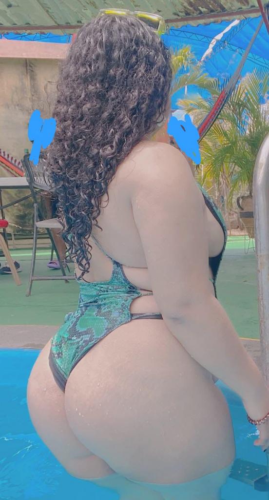 Chica busca chico en Granada: 