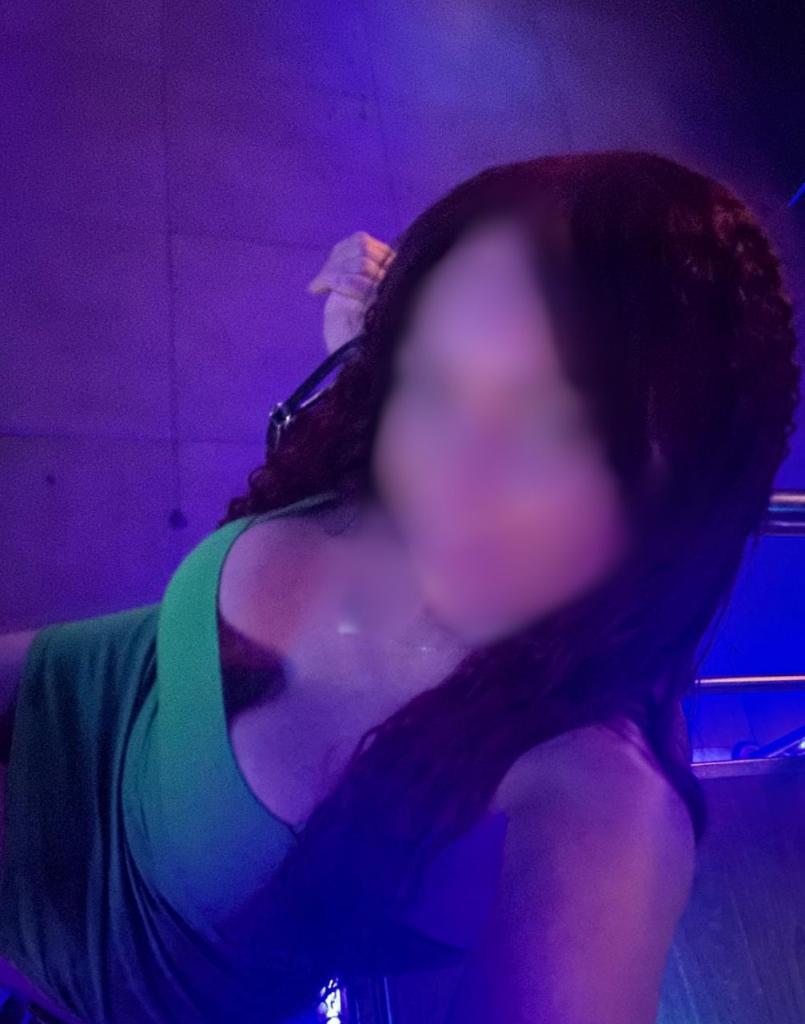 601503311: Chica busca chico en La Coruña
