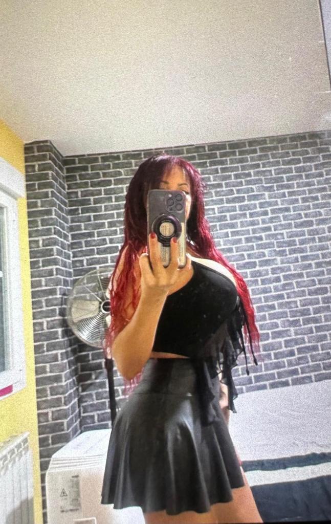 601503311: Chica busca chico en La Coruña