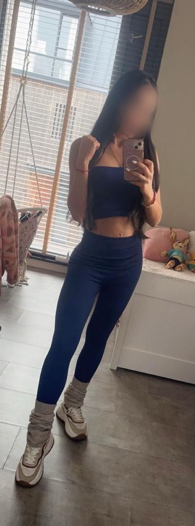 Chica busca chico en Cádiz: 