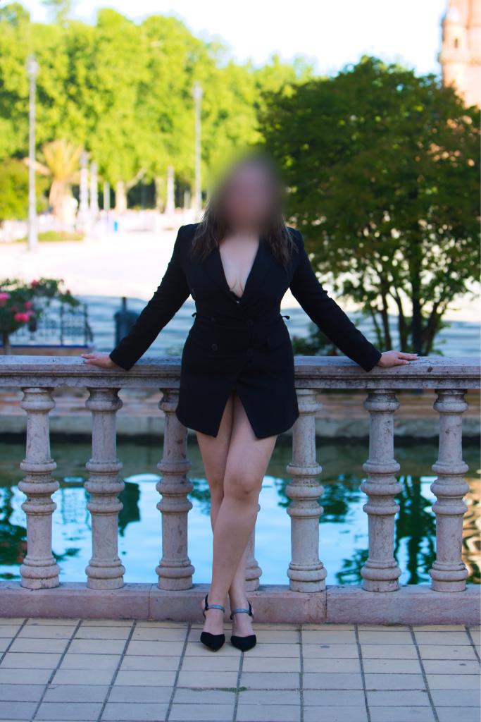 Chica busca chico en Sevilla: 