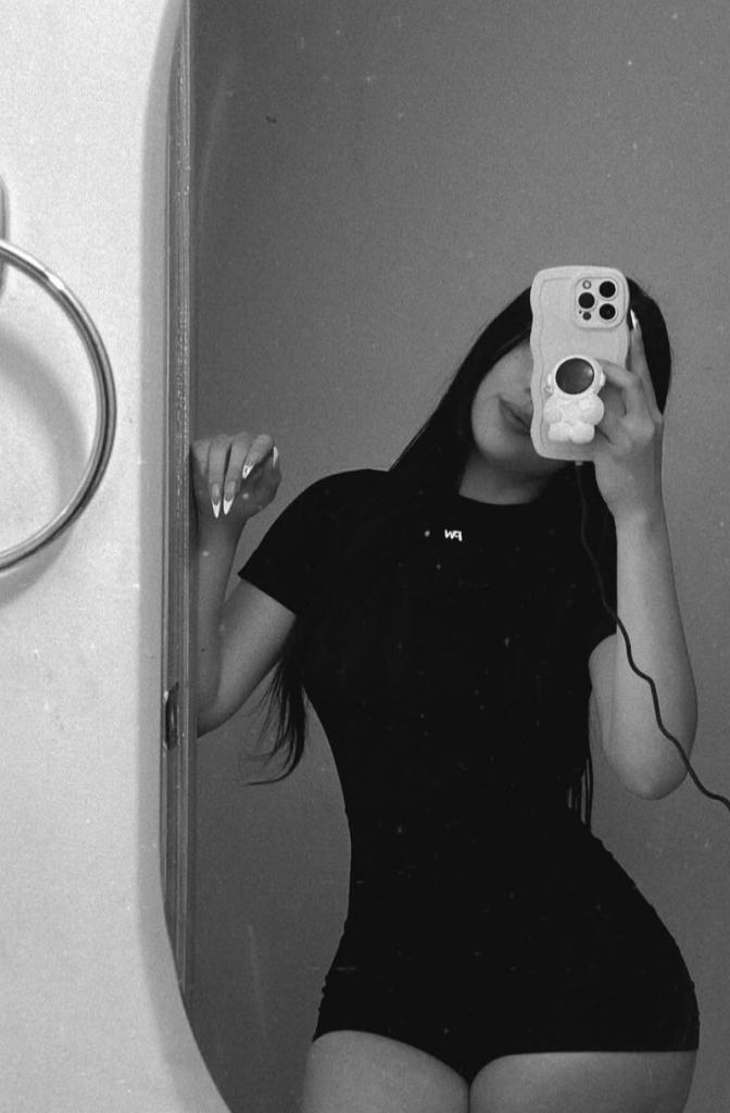 678732938: Chica busca chico en Cádiz