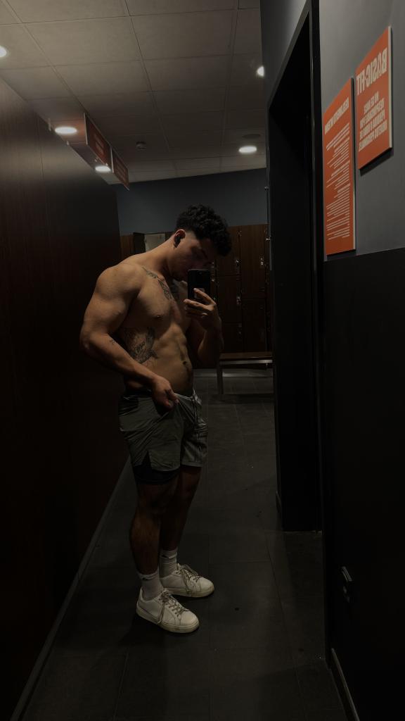 Chico busca chica en Madrid: 