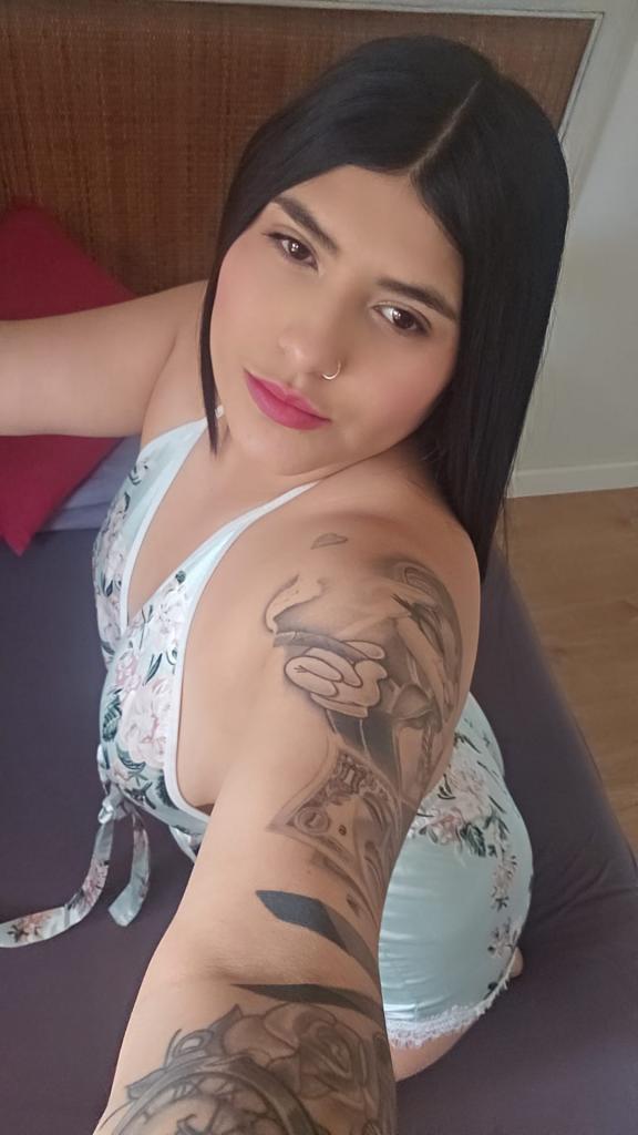 Chica busca chico en Cádiz: 