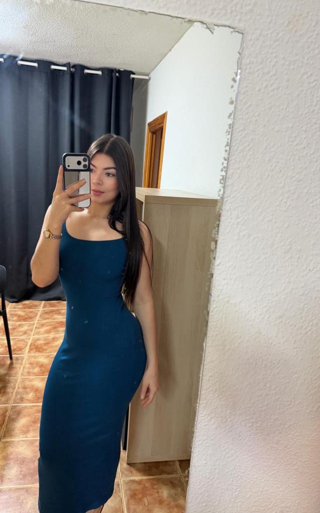 Chica busca chico en Alicante: Chica busca chico