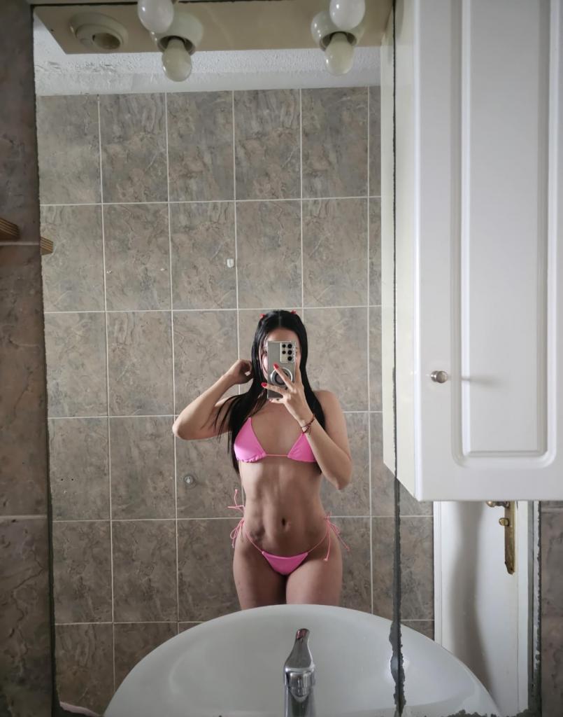 Chica busca chico en Tenerife: 