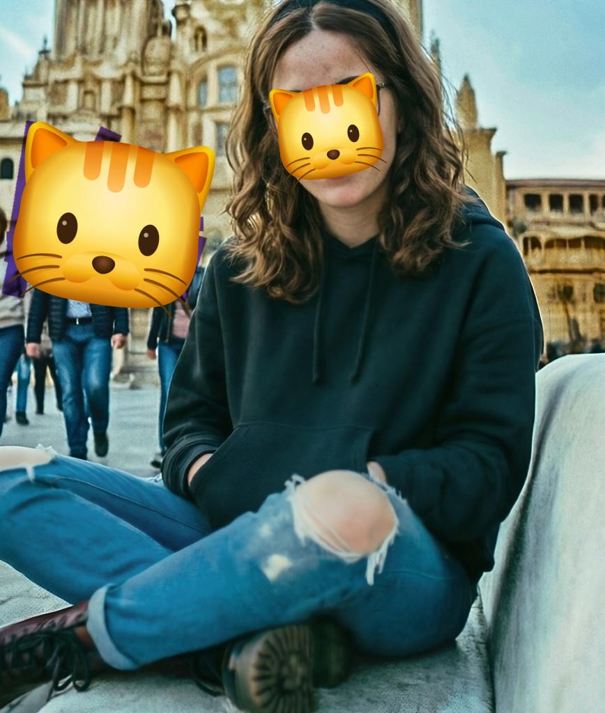 613417034: Chica busca chico en La Coruña