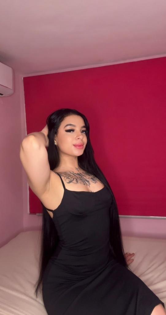 671926442: Chica busca chico en Málaga