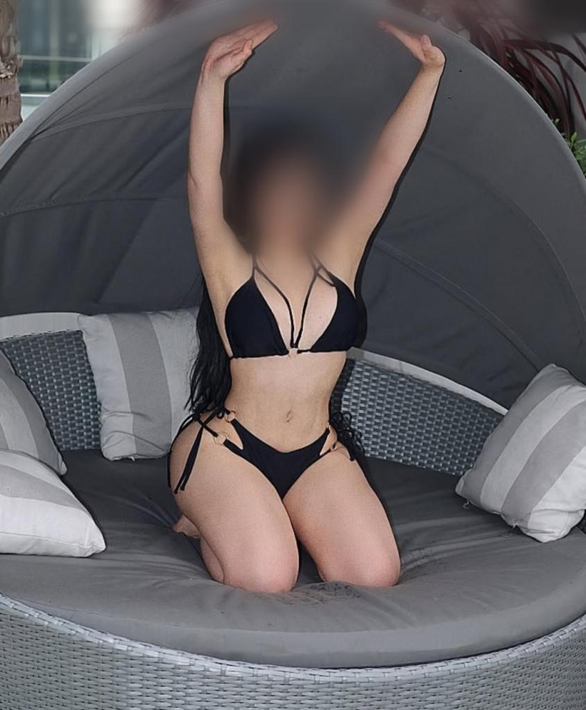 Chica busca chico en Tenerife: 