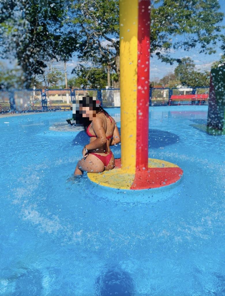 Chica busca chico en Granada: 