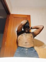 634150906: Chica busca chico en Sevilla