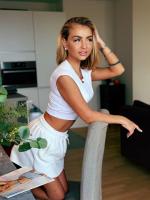 624728490: Chica busca chico en Barcelona