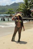 614771377: Chica busca chico en Gerona