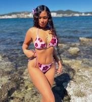 617824495: Chica busca chico en Ibiza