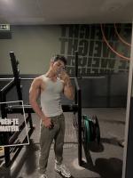 687204420: Chica busca chico en Barcelona