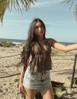 667414516: Chica busca chico en Granada