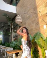 667414516: Chica busca chico en Granada