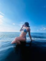 697708106: Chica busca chico en Granada