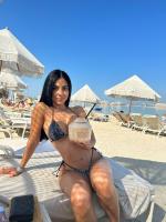 664035348: Chica busca chico en Madrid