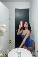 664538570: Chica busca chico en Málaga