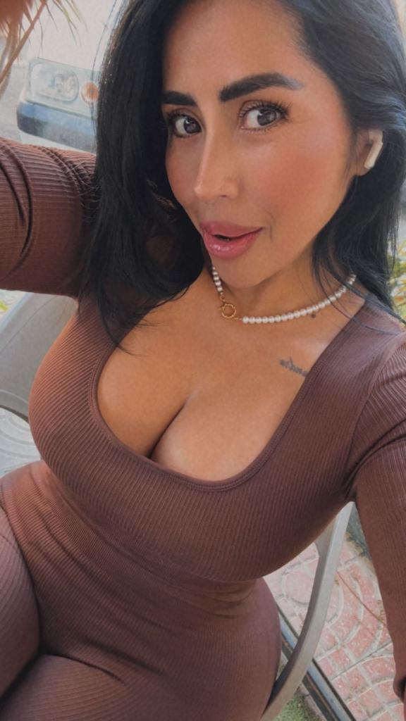 Chica busca chico en Almería: 