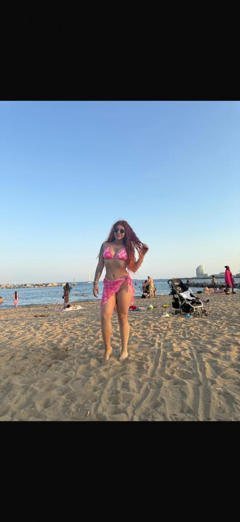 611284176: Chica busca chico en Alicante