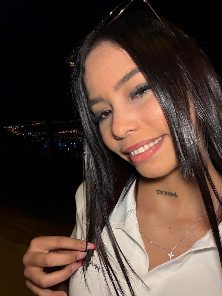 Chica busca chico en Melilla: 