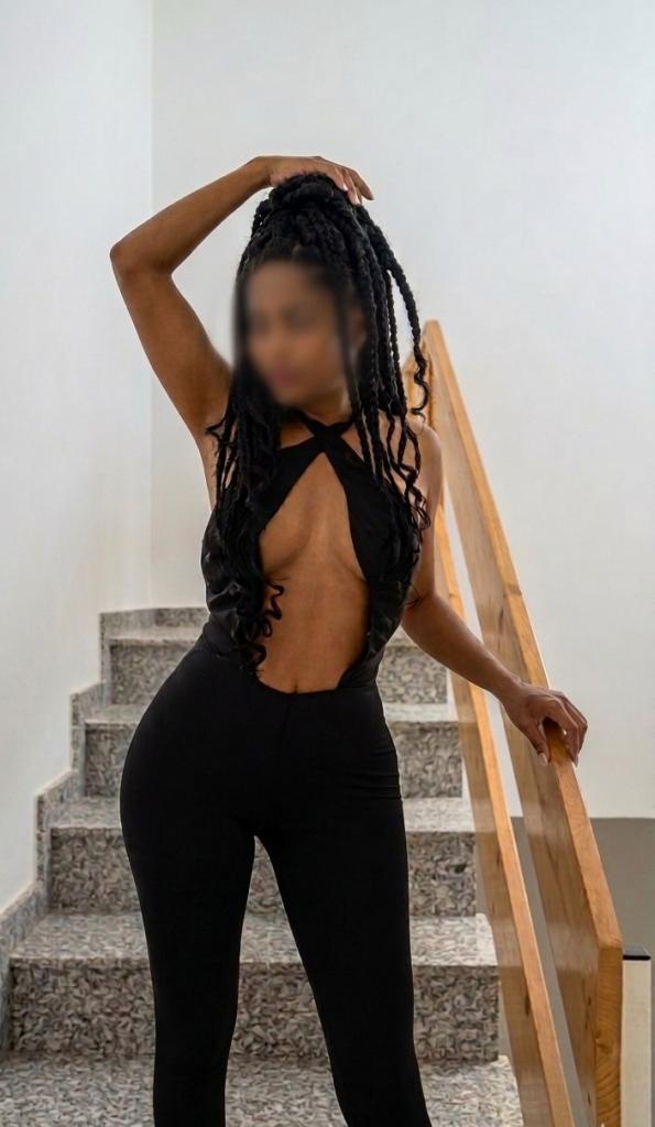 Chica busca chico en Tenerife: 