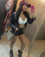 665207595: Chica busca chico en Barcelona