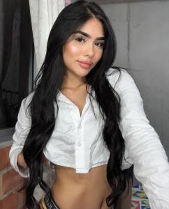 Chica busca chico en Ibiza: 