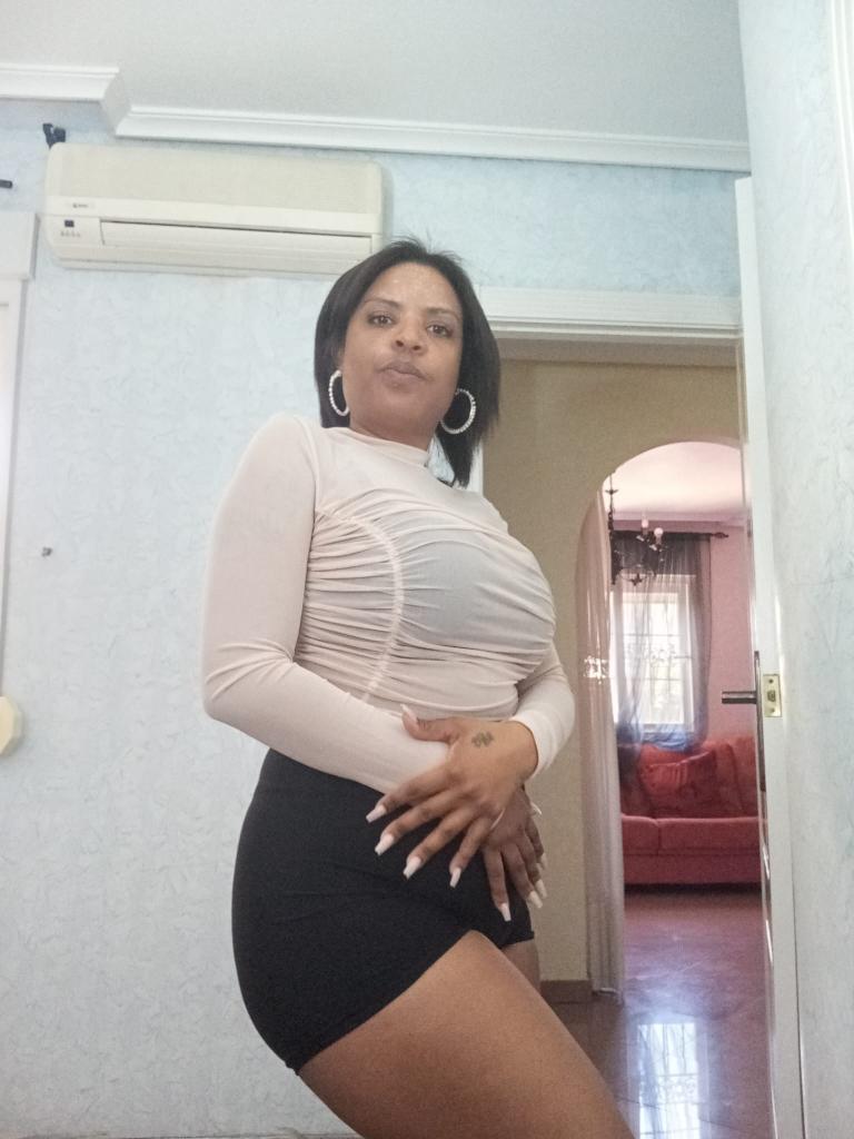 Chica busca chico en Alicante: 