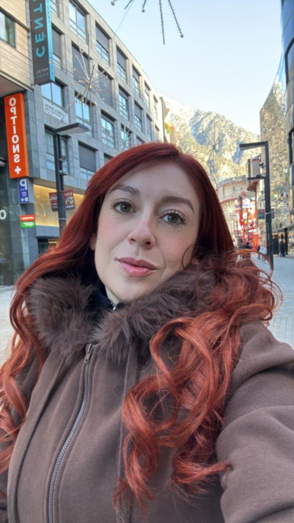 Chica busca chico en Cádiz: 