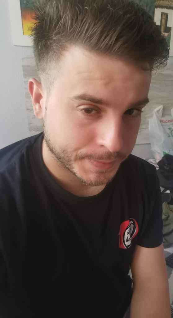 Chico busca chica en Murcia: 