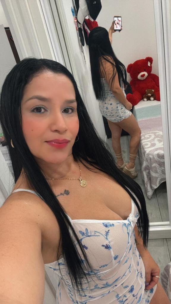 Chica busca chico en Cádiz: 