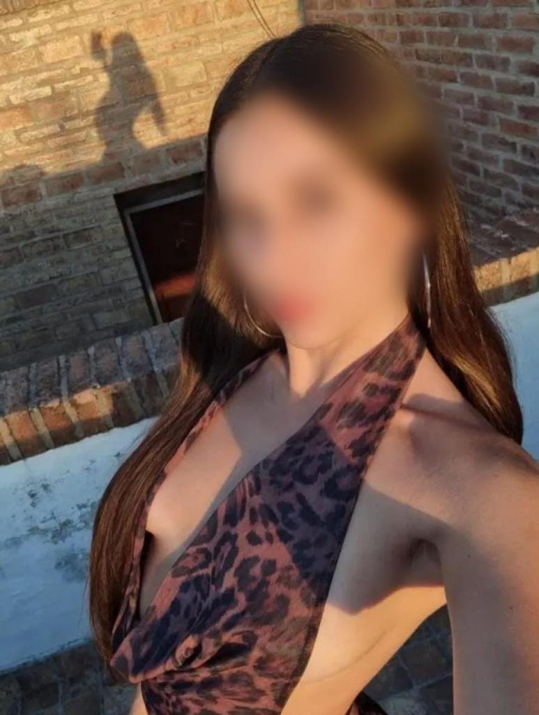 Chica busca chico en Granada: 