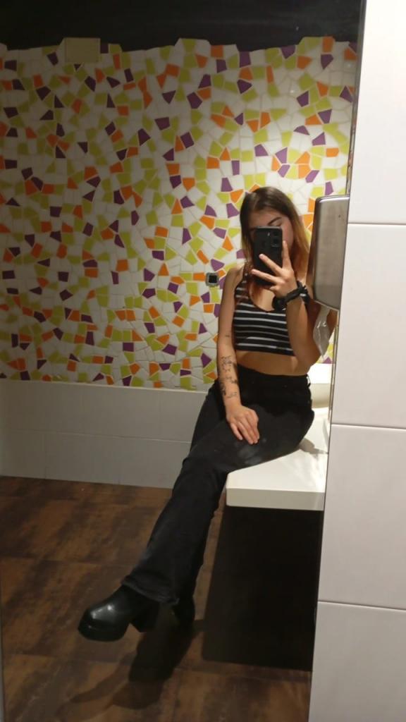 Chica busca chico en La Coruña: 