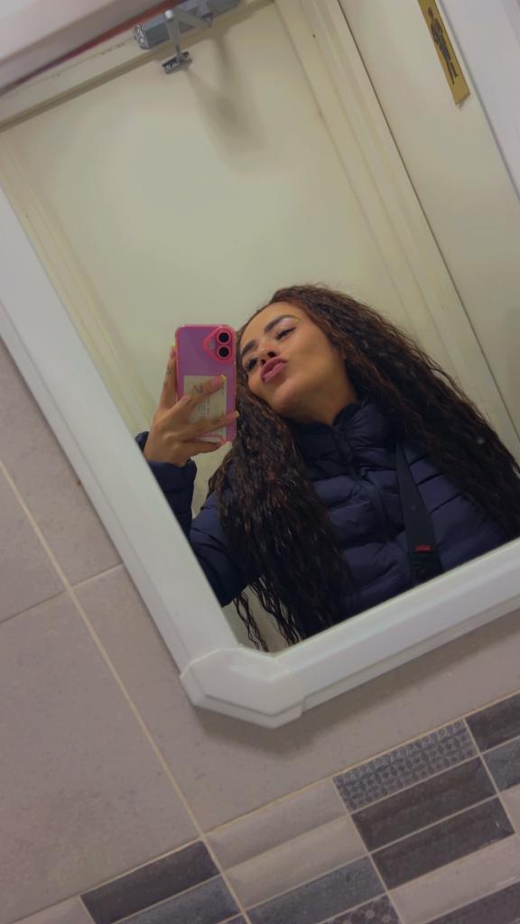 Chica busca chico en Barcelona: 