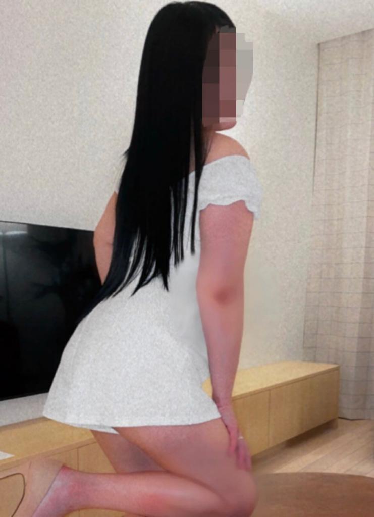 631377313: Chica busca chico en Tarragona