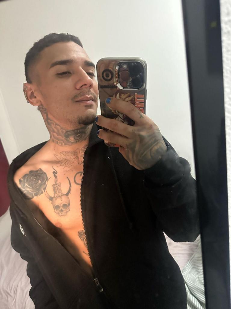 Chico busca chica en La Coruña: 