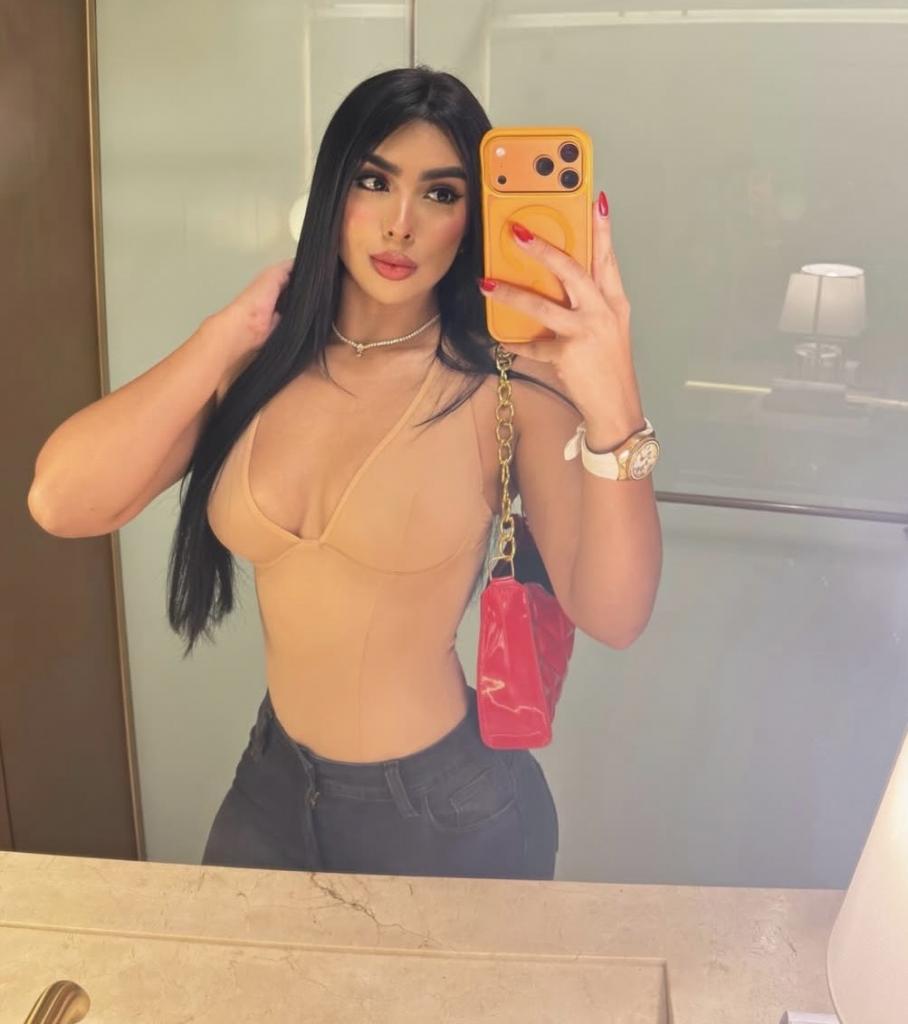 Chica busca chico en La Coruña: 