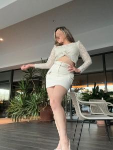 613300464: Chica busca chico en Madrid