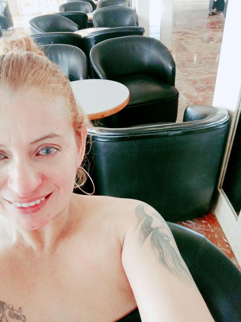 Chica busca chico en Castellón: 