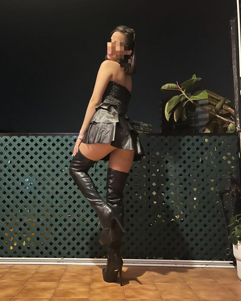 Chica busca chico en Barcelona: Chica busca chico