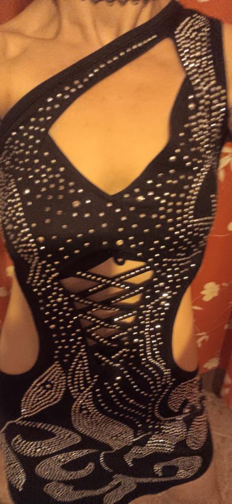 614722449: Chica busca chico en Madrid